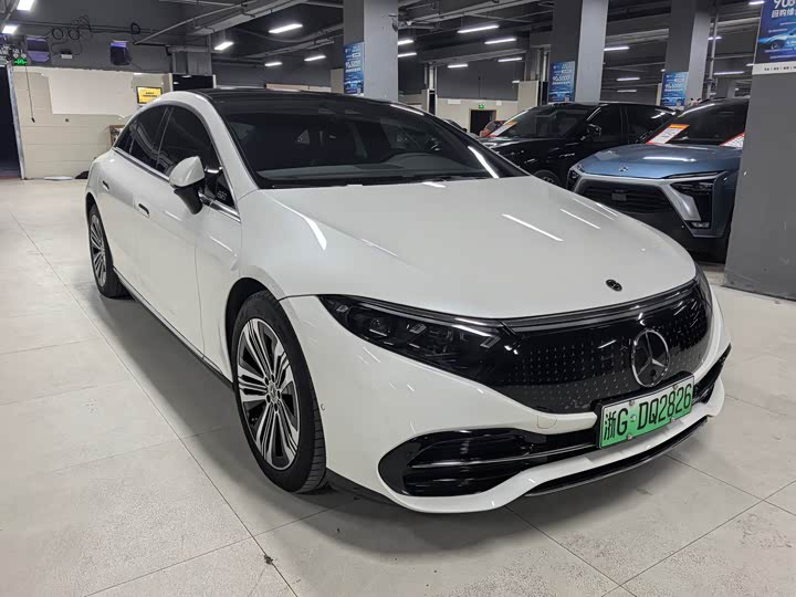 Фото 3 - Mercedes-Benz EQS