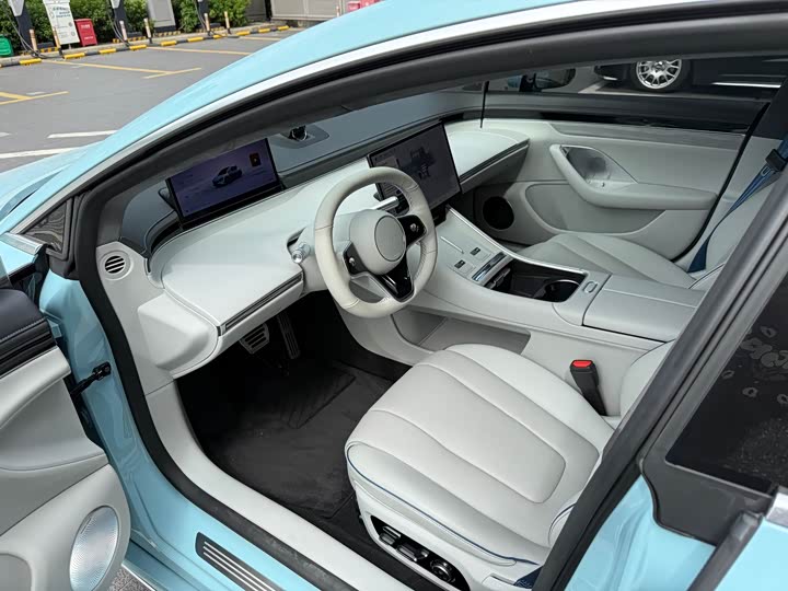 Фото 12 - Luxeed S7