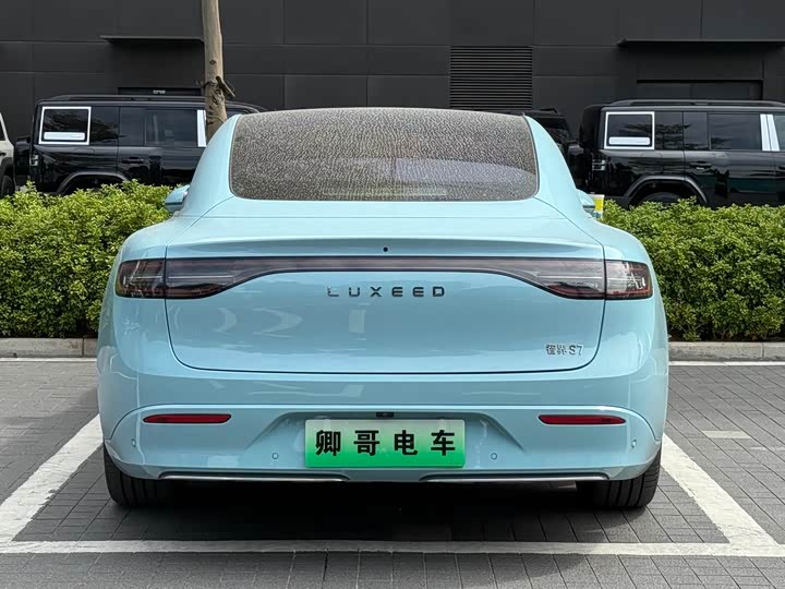 Фото 5 - Luxeed S7