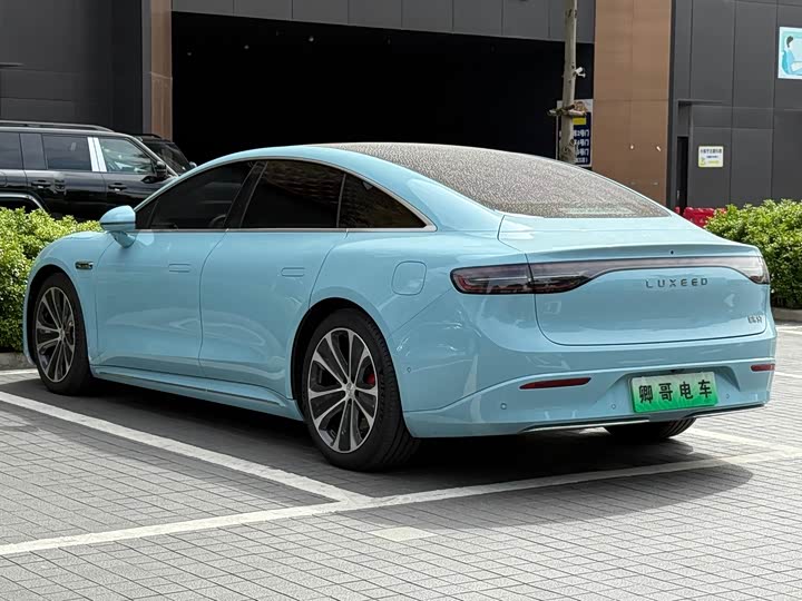 Фото 6 - Luxeed S7