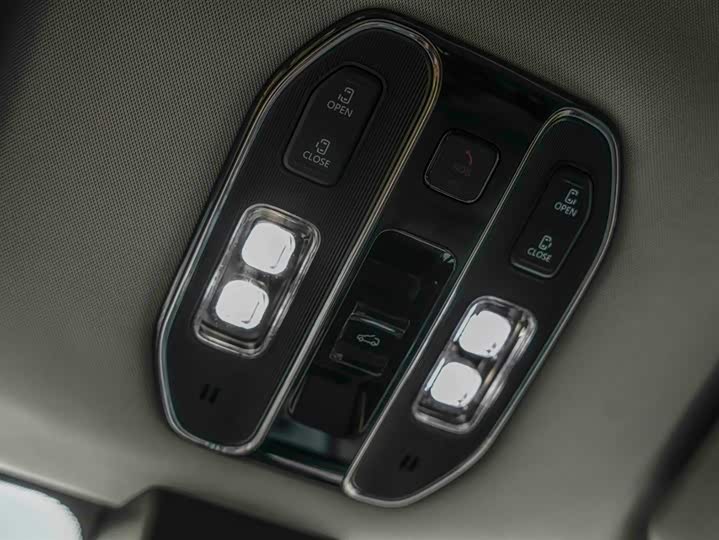 Фото 21 - GAC Trumpchi M8