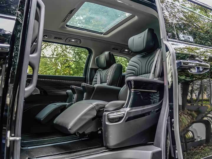 Фото 22 - GAC Trumpchi M8