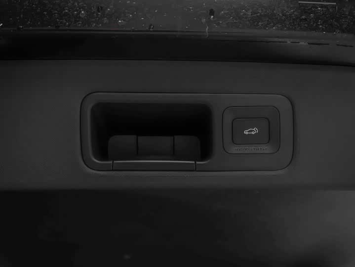 Фото 28 - GAC Trumpchi M8