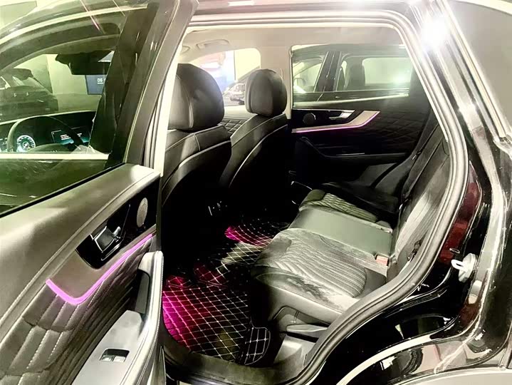 Фото 9 - Hongqi HS5