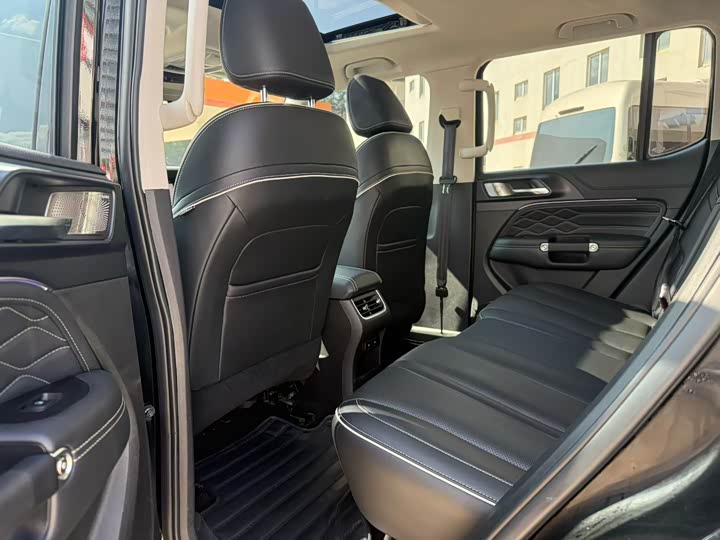 Фото 8 - Tank 300