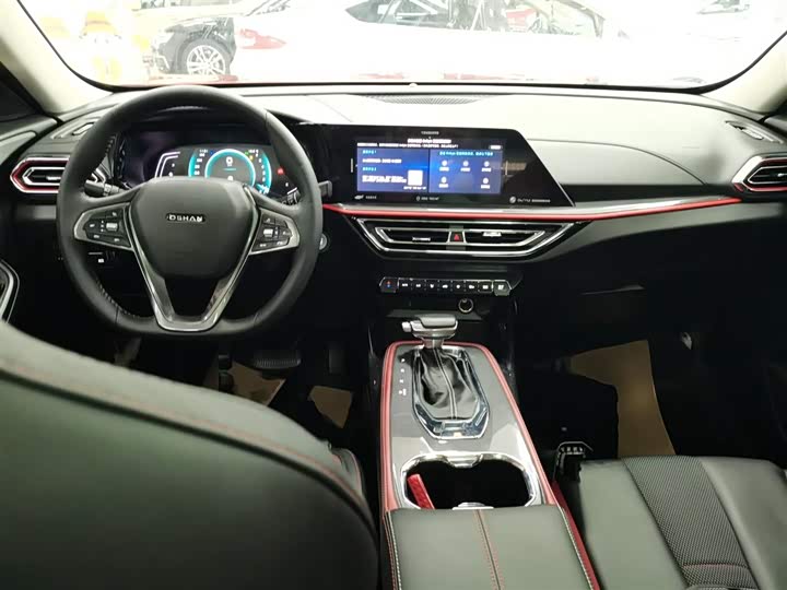 Фото 10 - Changan Oshan X5