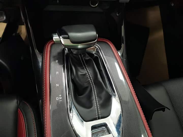 Фото 14 - Changan Oshan X5