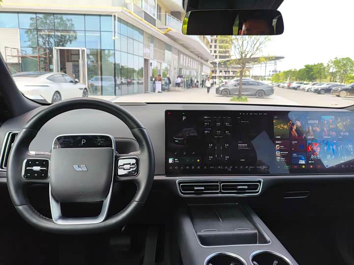 Фото 6 - LiXiang L9