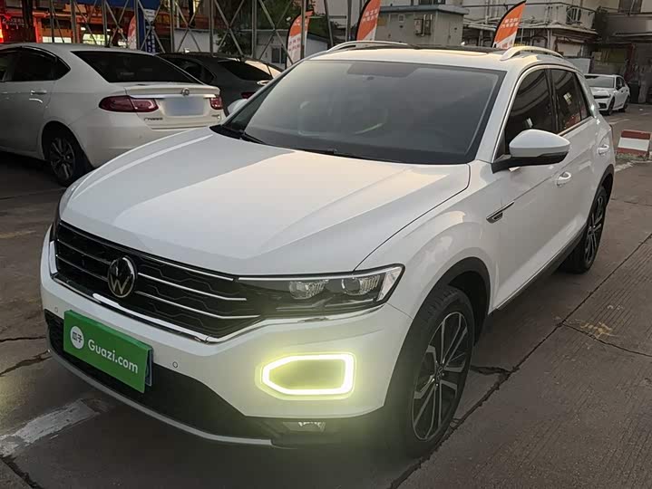 Фото 2 - Volkswagen T-Roc