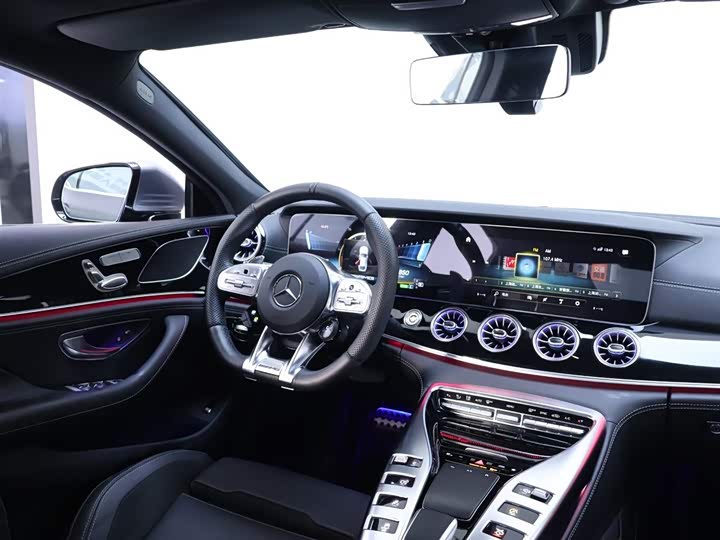 Фото 14 - Mercedes-Benz AMG GT