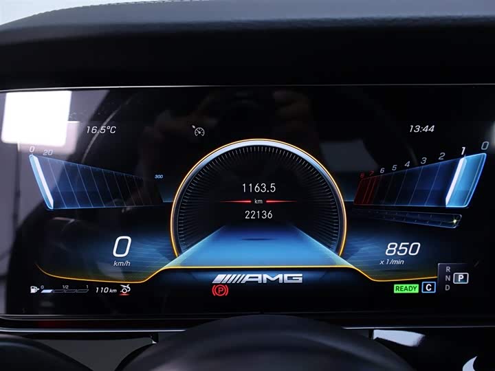 Фото 15 - Mercedes-Benz AMG GT