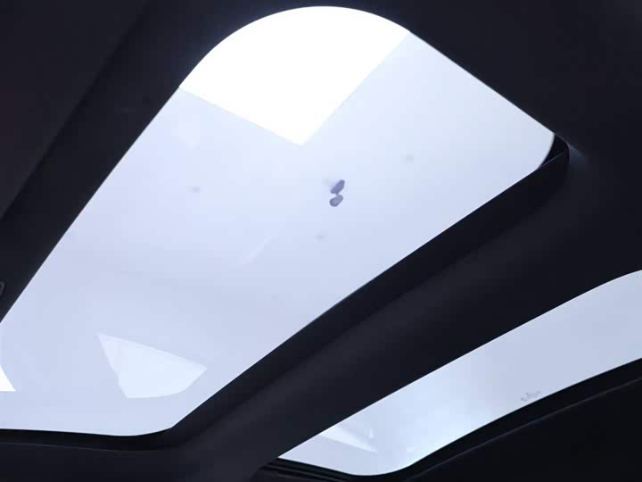 Фото 19 - Mercedes-Benz AMG GT