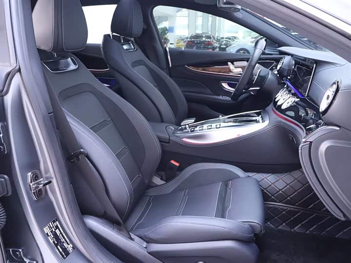 Фото 21 - Mercedes-Benz AMG GT