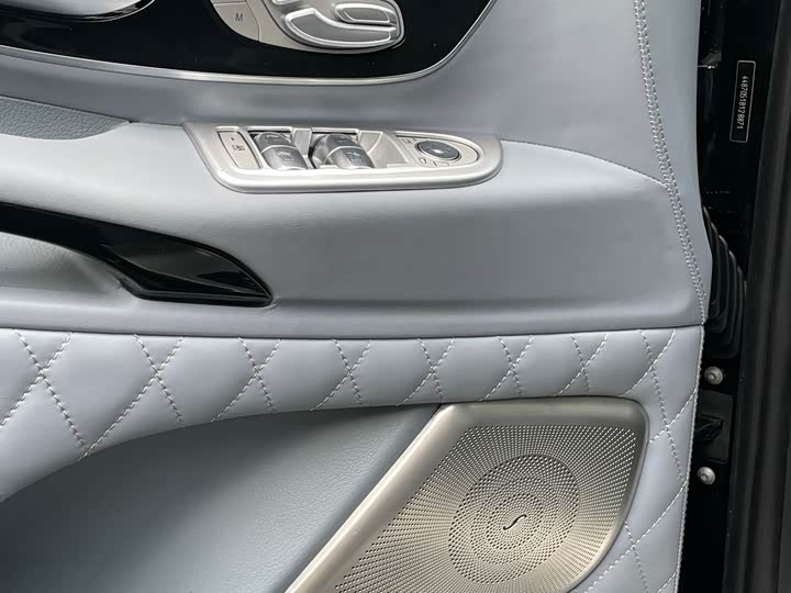 Фото 10 - Mercedes-Benz Vito