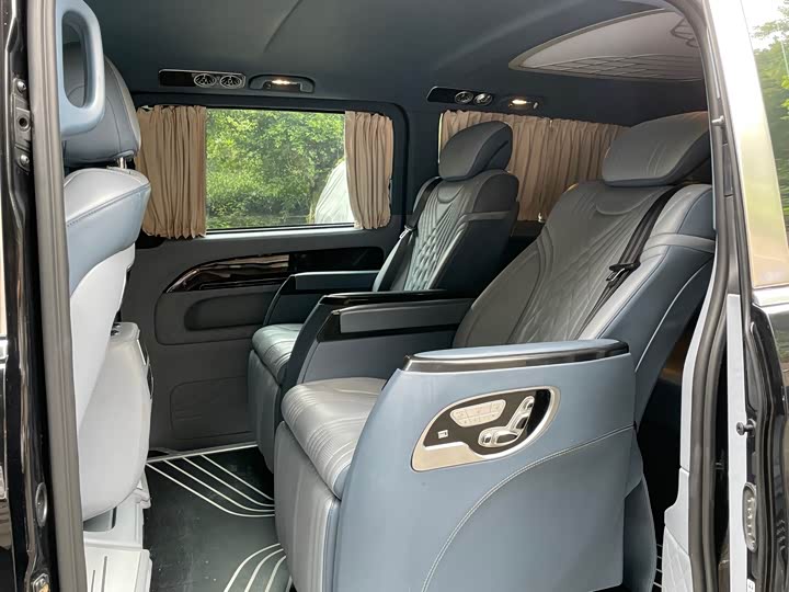 Фото 11 - Mercedes-Benz Vito