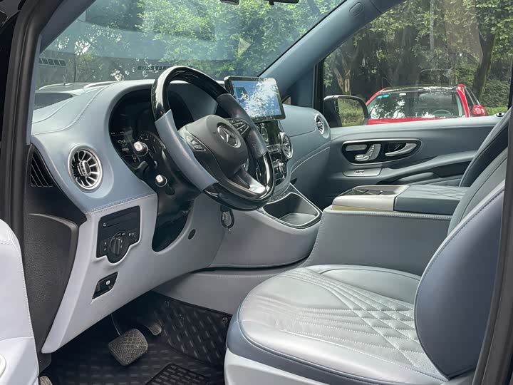 Фото 9 - Mercedes-Benz Vito