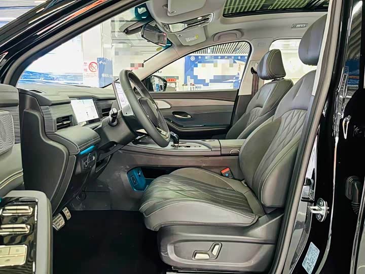 Фото 7 - Jetour X90