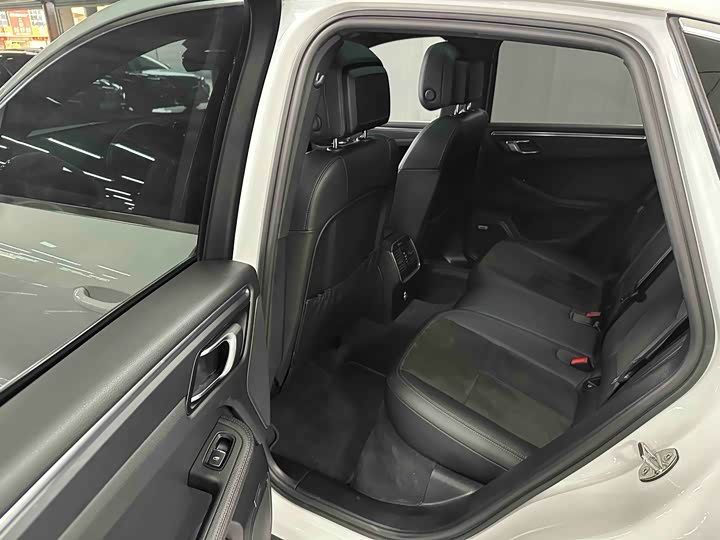 Фото 7 - Porsche Macan