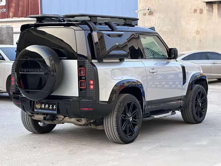 Фото 7 - Land Rover Defender