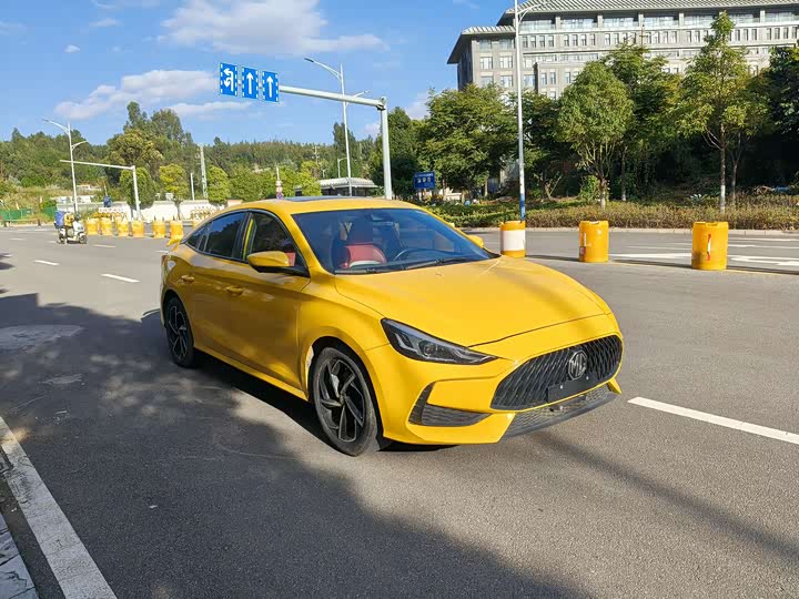 Фото 3 - MG Motor 5