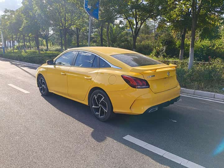 Фото 7 - MG Motor 5