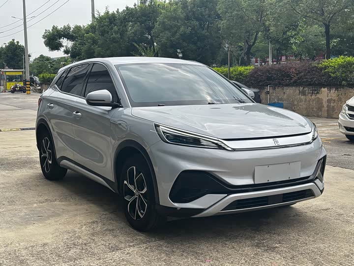 Фото 3 - BYD Yuan Plus