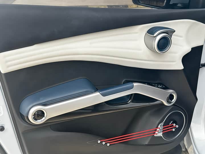 Фото 9 - BYD Yuan Plus