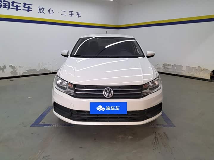 Фото 2 - Volkswagen Santana