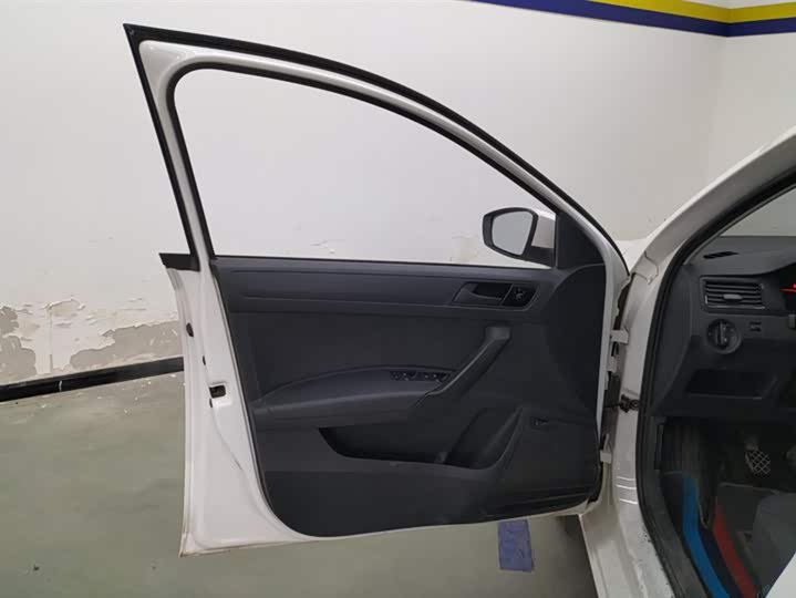 Фото 7 - Volkswagen Santana