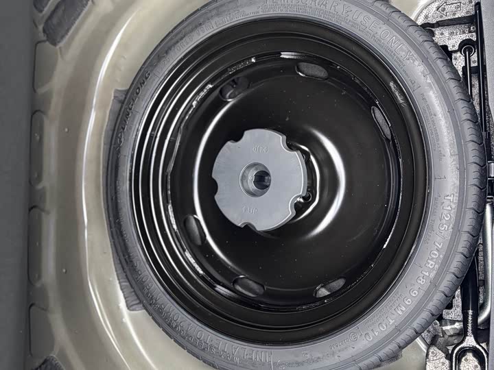 Фото 24 - Volkswagen Passat