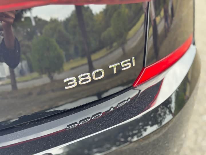 Фото 25 - Volkswagen Passat