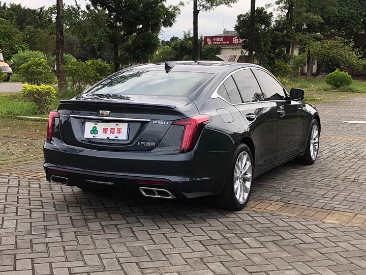 Фото 9 - Cadillac CT5