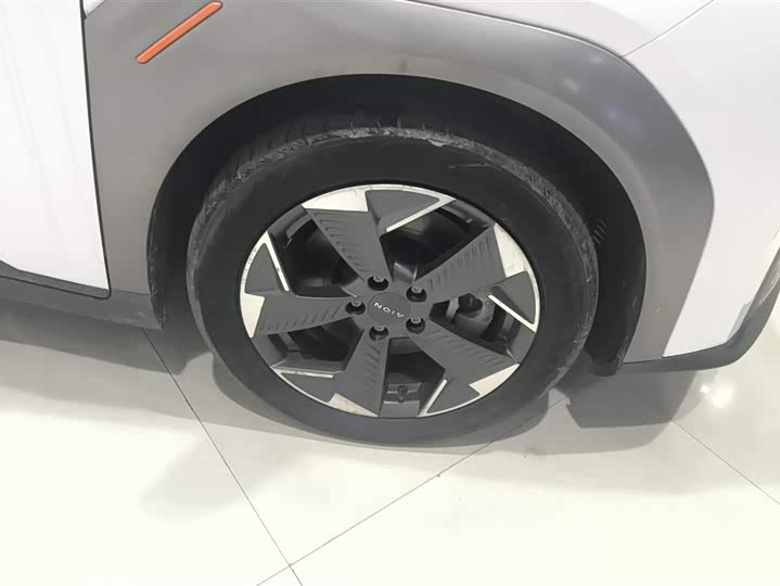 Фото 6 - GAC Aion Y