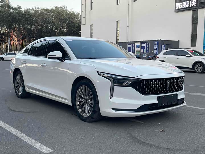 Фото 2 - Bestune B70