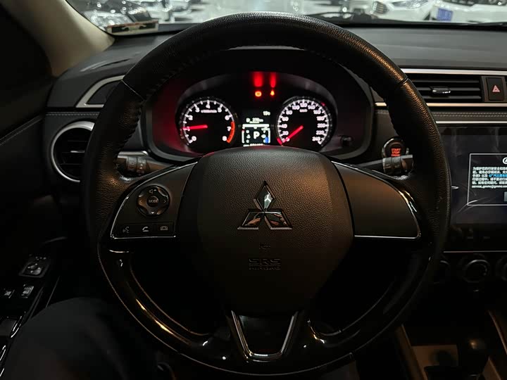 Фото 10 - Mitsubishi ASX