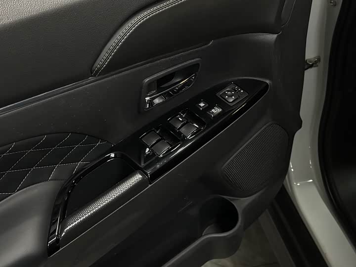 Фото 6 - Mitsubishi ASX