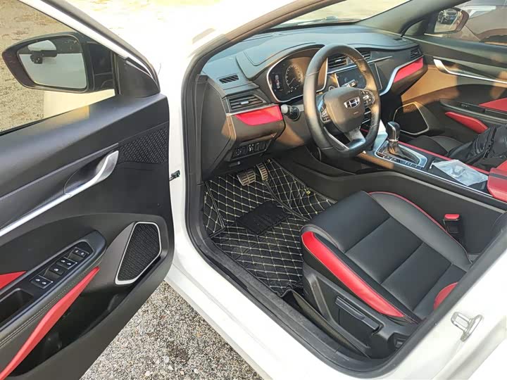 Фото 16 - Geely Binrui