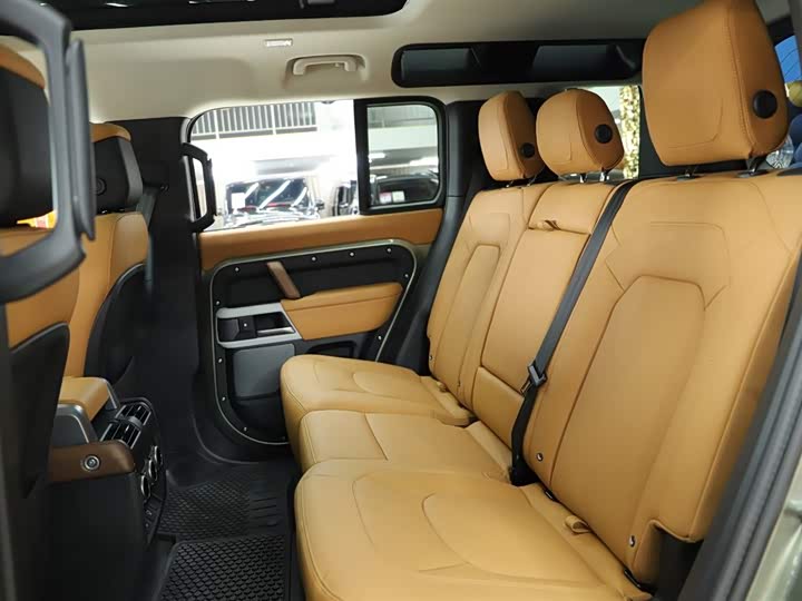 Фото 7 - Land Rover Defender