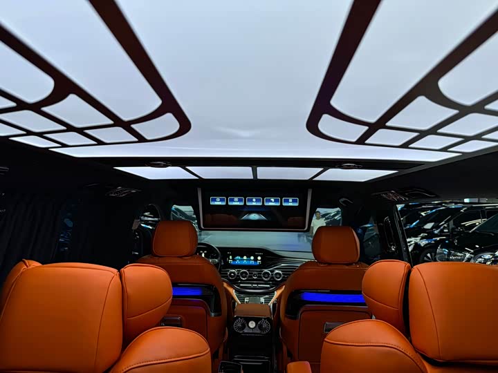 Фото 25 - Mercedes-Benz Vito