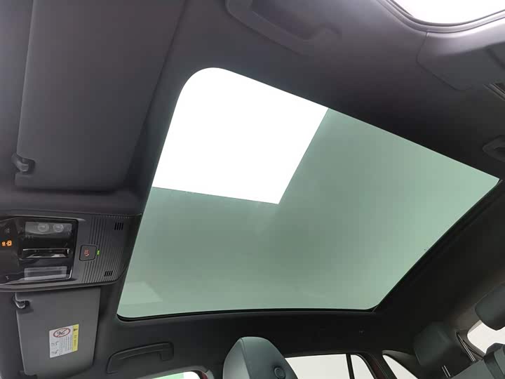 Фото 14 - Volkswagen ID.4 Crozz