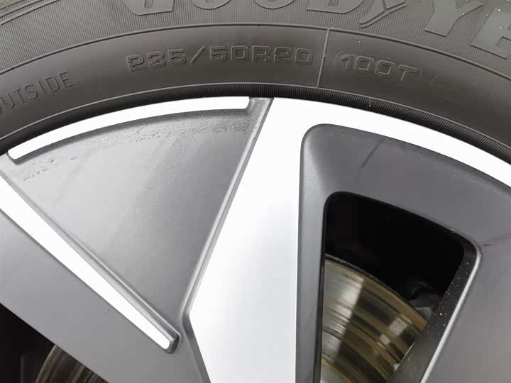 Фото 24 - Volkswagen ID.4 Crozz