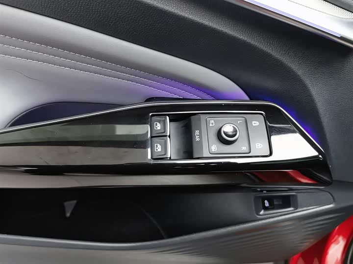 Фото 9 - Volkswagen ID.4 Crozz