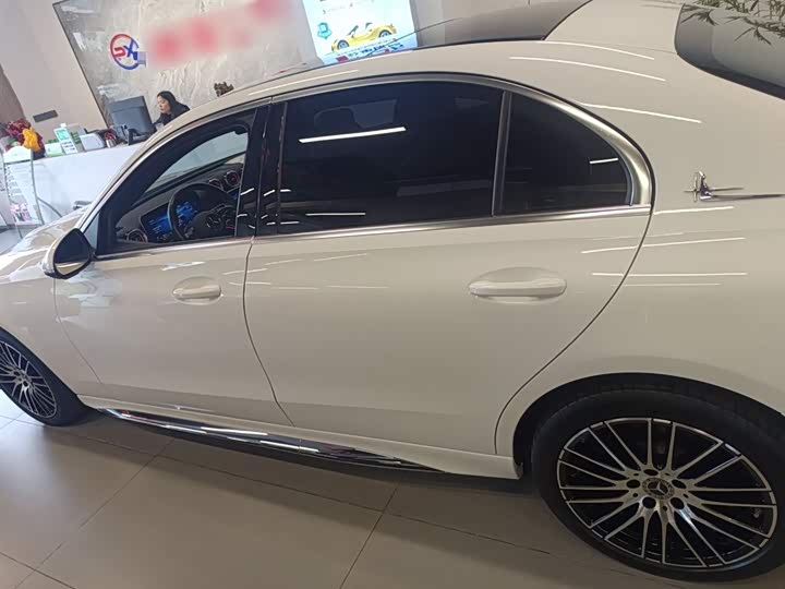 Фото 5 - Mercedes-Benz C-Class