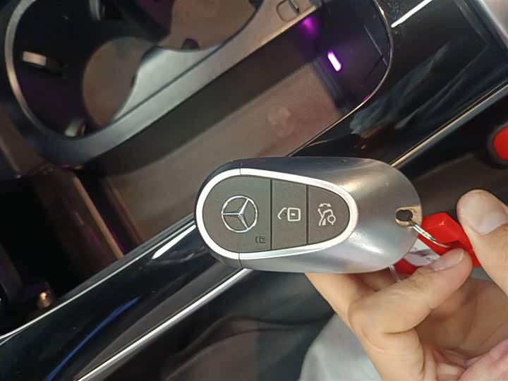 Фото 9 - Mercedes-Benz C-Class