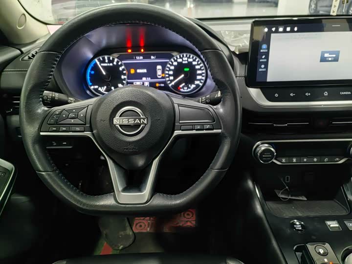 Фото 13 - Nissan Sylphy