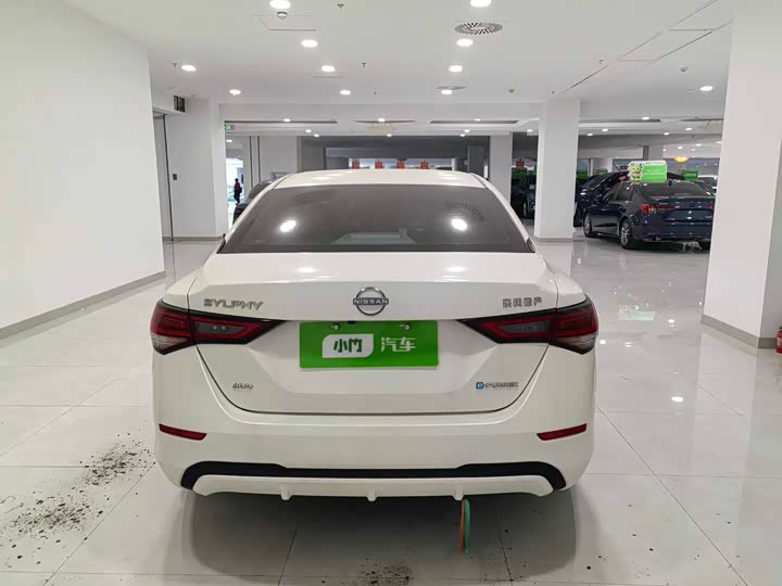 Фото 5 - Nissan Sylphy