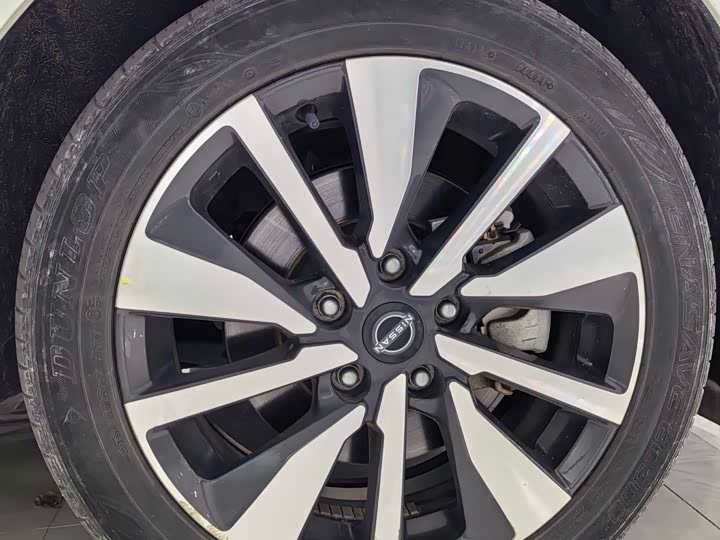 Фото 8 - Nissan Sylphy