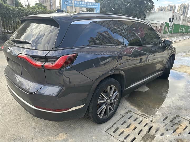 Фото 8 - Nio ES6