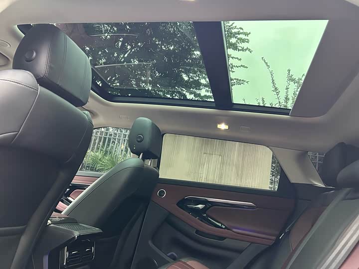 Фото 16 - Land Rover Range Rover Evoque L