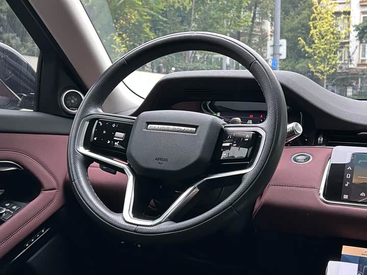 Фото 20 - Land Rover Range Rover Evoque L